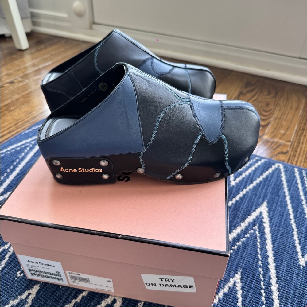 Acne Studios Black and Blue Mules - Picture 4 of 6